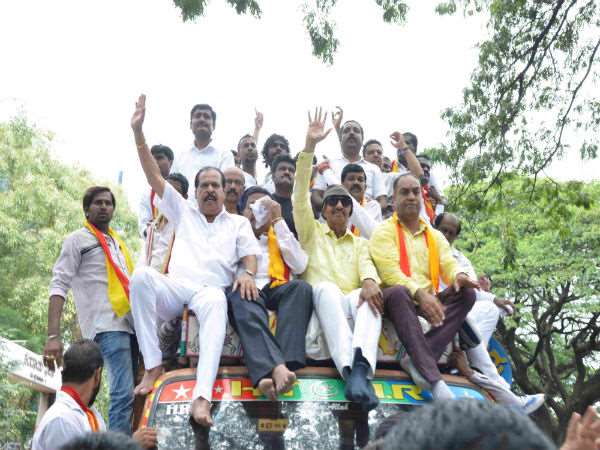 ಕರ್ನಾಟಕ ಚಲನಚಿತ್ರ ವಾಣಿಜ್ಯ ಮಂಡಳಿ ಬೆಂಬಲ