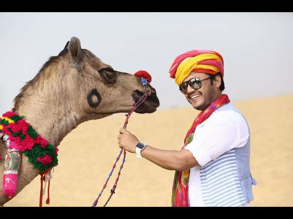 'ಹೊಸ ಮಳೆಯಲ್ಲಿ ಹಳೇ ಹನಿಗಳ ಛಾಯೆ'-ವಿಜಯವಾಣಿ