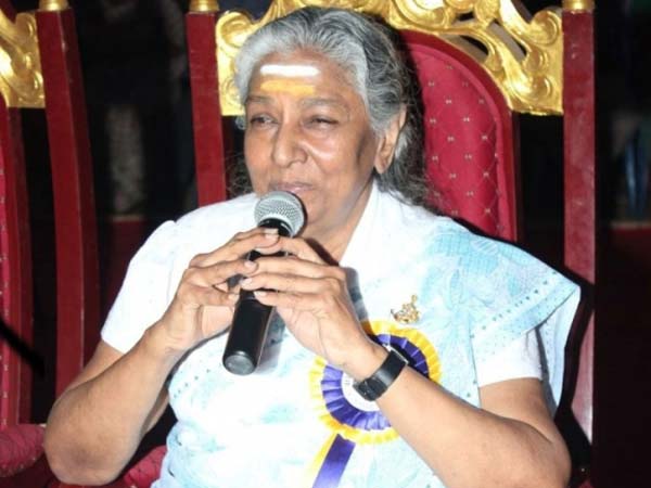 ತಮಿಳು ಚಿತ್ರದ ಮೂಲಕ ಗಾಯನ ಆರಂಭ
