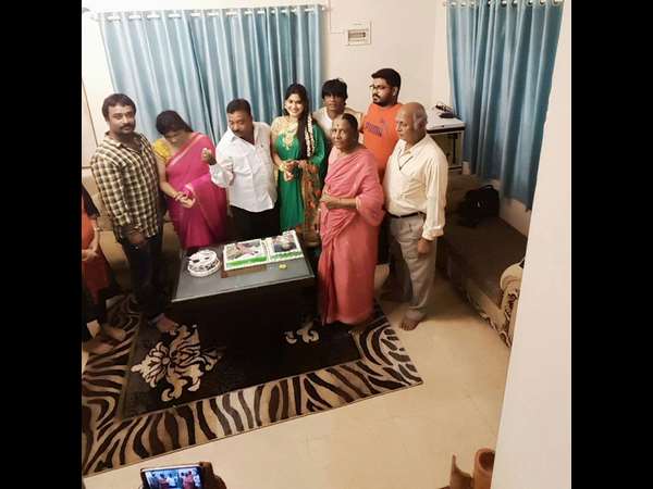 ಕುಟುಂಬದ ಜೊತೆ ಕೀರ್ತಿ ಬರ್ತ್ ಡೇ ಸೆಲೆಬ್ರೇಷನ್