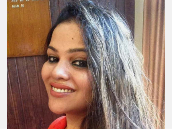 ಜನ ಸಾಮಾನ್ಯರ ಆಯ್ಕೆಯ ಸ್ಪರ್ಧಿ #11 ಮಂದಿರಾ