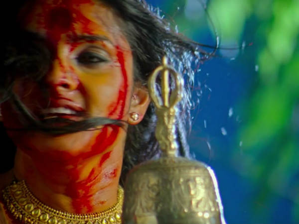 'ಹೆಡೆ ಮುರಿದ ಹಾವು' -ಪ್ರಜಾವಾಣಿ