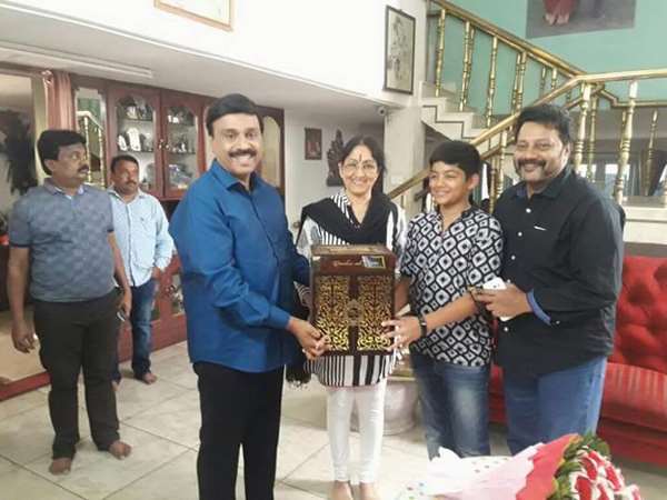 ಡಾ. ಭಾರತಿ ವಿಷ್ಣುವರ್ಧನ್-ಸಾಯಿಕುಮಾರ್ ಗೆ ಆಮಂತ್ರಣ