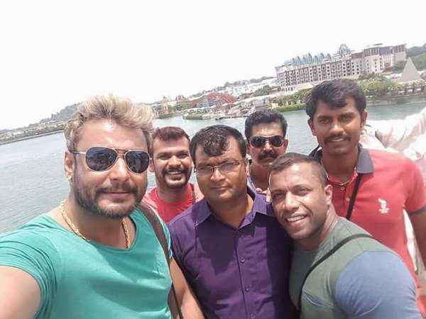 'ಥೈಲ್ಯಾಂಡ್'ನಲ್ಲಿ ಚಕ್ರವರ್ತಿ