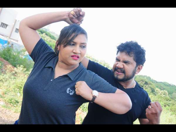 'ಮೊಂಬತ್ತಿ'ಯಲ್ಲಿ ನೀತೂ ಪೊಲೀಸ್!