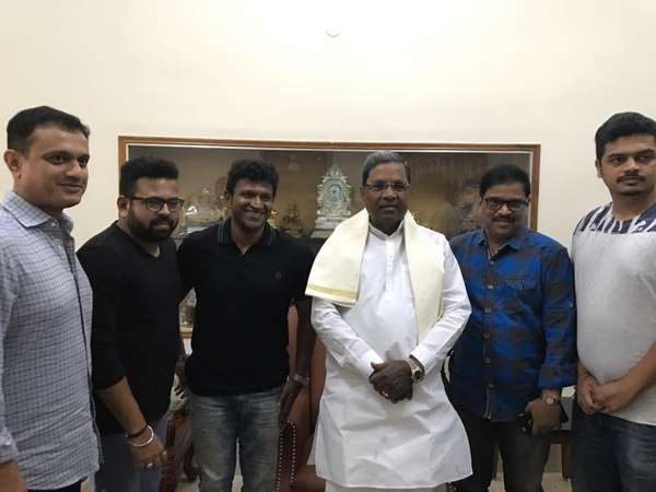 ನಿನ್ನೆ ದೂರವಾಣಿ ಮೂಲಕ ಮಾತುಕತೆ