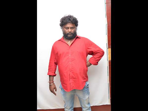 'ಪೊರ್ಕಿ ಹುಚ್ಚ ವೆಂಕಟ್'ಗೆ ಖ್ಯಾತ ಗಾಯಕರಿಂದ ಹಾಡು