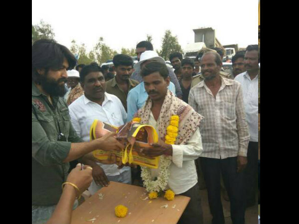 ತಲ್ಲೂರು ಗ್ರಾಮದಲ್ಲಿ ಕಾರ್ಮಿಕರ ದಿನಾಚರಣೆ