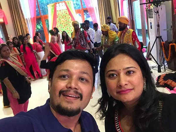 ಪಾರ್ಟಿ ಮೂಡ್ ನಲ್ಲಿ ಗಣೇಶ್ ದಂಪತಿ
