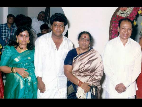 ಪತಿ ಪಕ್ಕದಲ್ಲಿಯೇ ಪತ್ನಿ ಅಂತ್ಯಕ್ರಿಯೆ
