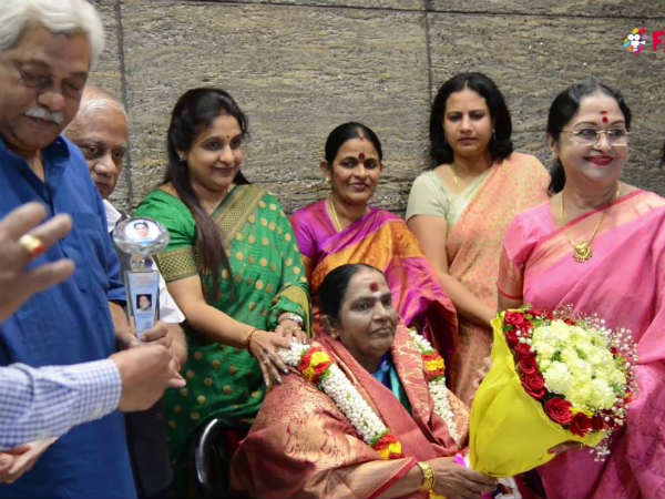 ಬಿ.ಸರೋಜ ದೇವಿ, ಹಿರಿಯ ನಟಿ