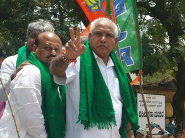ಒತ್ತಾಯ ಮಾಡುತ್ತಿದ್ದಾರೆ