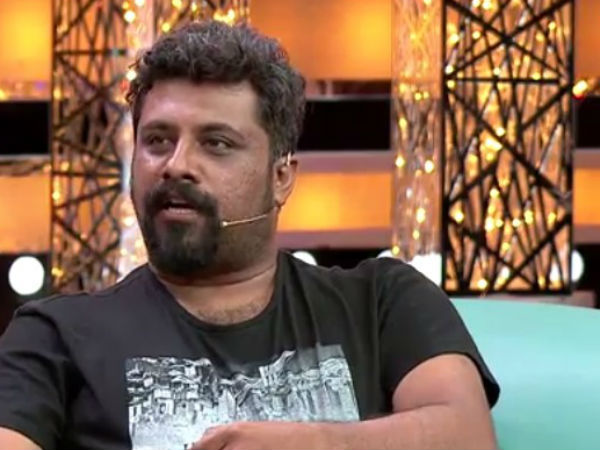 ಕಾಯುತ್ತಿದ್ದೇನೆ....