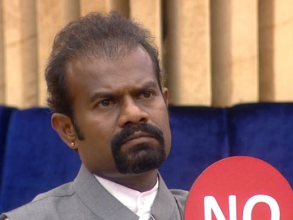 ಜಯಶ್ರೀನಿವಾಸನ್ ಮೋಸ ಮಾಡುತ್ತಿದ್ದಾರೆ