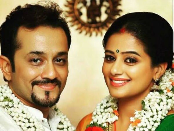 ಪ್ರಿಯಾಮಣಿ ಸರಳ ವಿವಾಹ
