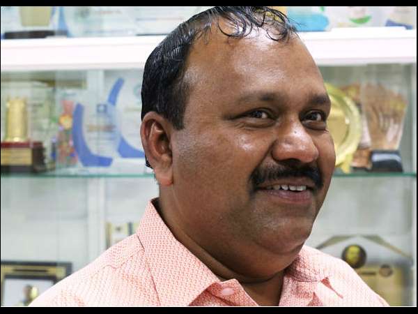 ಅಶ್ರಫ್ ವೃತ್ತಿಯೇ ಇದು