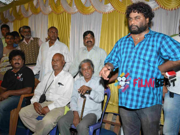 ಹೊಸ ಪಕ್ಷ ಕಟ್ಟಲು ಮುಂದಾದ ಹುಚ್ಚ ವೆಂಕಟ್