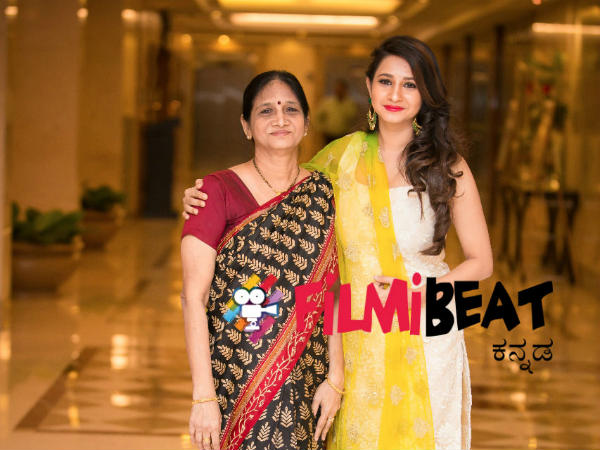 ಸಾಧನೆಯ ಎಲ್ಲಾ ಪಾಲು ಅಮ್ಮನದೇ