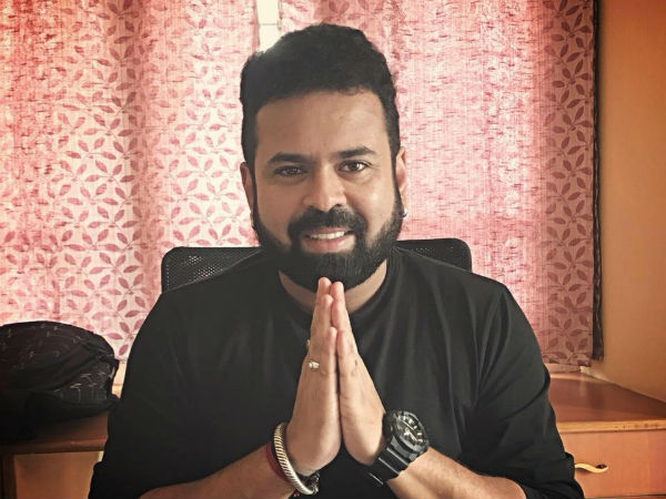 ನಾಮನಿರ್ದೇಶನ ವಾಯ್ತು ಸಂತೋಷ ಹೆಸರು