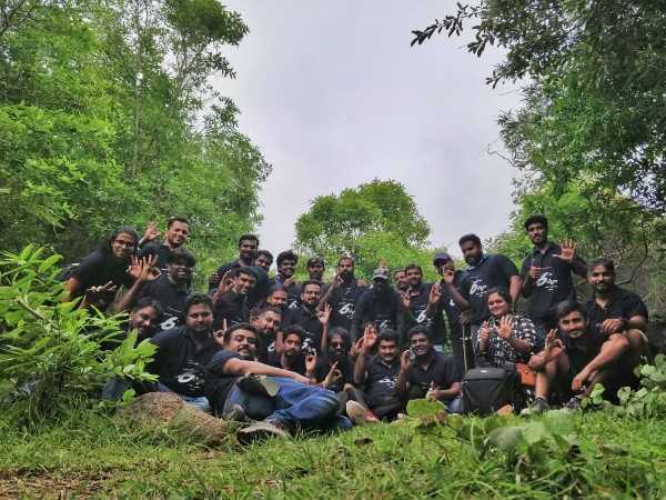 6ne maili kannada movie team went trekking for promotion 6ne maili kannada movie team went trekking for promotion