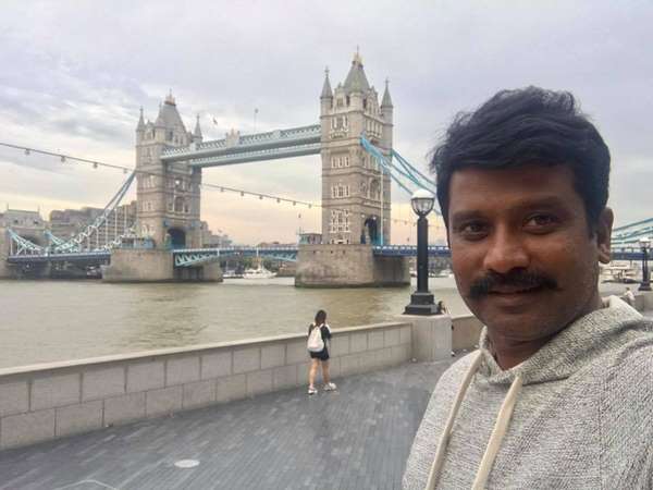 ಆಯ್ದ ಅಭಿಮಾನಿಗಳಿಂದ ವಿವಾದ