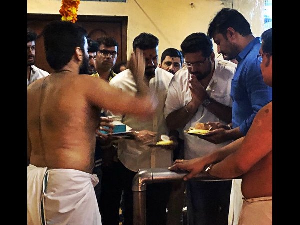 ಸ್ಕ್ರಿಪ್ಟ್ ಪೂಜೆ ಮಾಡಿದ ಡಿ ಬಾಸ್