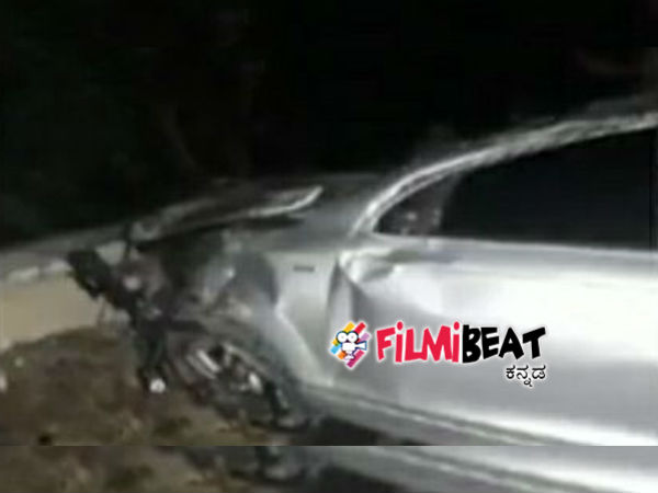 ಅಮ್ಮ, ನಾನು, ವಿನೀಶ್ ಎಲ್ಲ ಇದ್ದೇವೆ