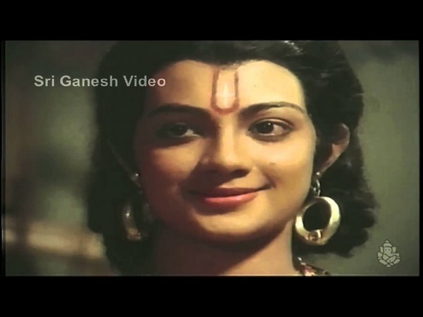 ನೀ ನಮ್ಮ ಗೆಲುವಾಗಿ ಬಾ...