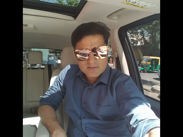 ಹತ್ತು ಲಕ್ಷ ವಾಪಸ್ ಕೇಳಿದ್ರೆ...