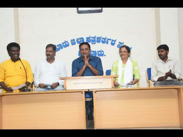 ಅನಿಸಿದ್ದನ್ನ ಬರೆಯಲು ಮುಂದಾದೆ