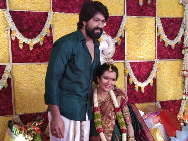 ಲಕ್ಕಿ ಸ್ಥಳದಲ್ಲಿ ಸೀಮಂತ