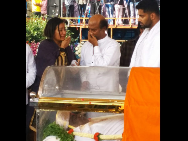 ಸಾಯಿಸಿಬಿಡುವೆ..