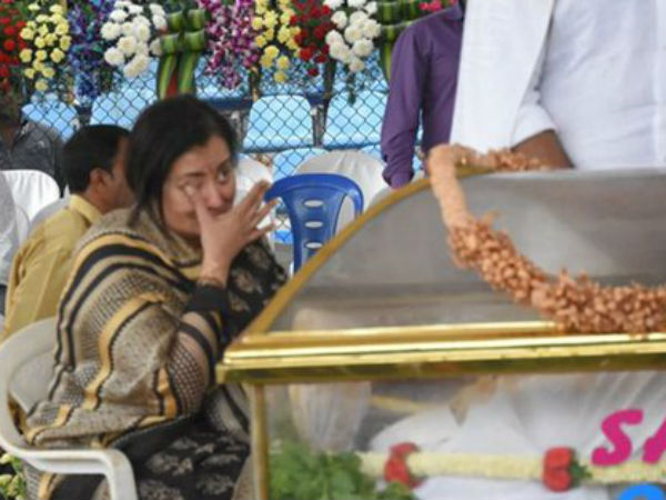 ಅಂಬರೀಶಣ್ಣ ಮತ್ತೆ ಹುಟ್ಟಿದ್ದಾರೆ - ಯೋಗರಾಜ್ ಭಟ್