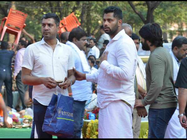 ಮುಂದಿನ ಅಭ್ಯರ್ಥಿಯಾಗುತ್ತಾರಾ ಅಭಿಷೇಕ್ ?