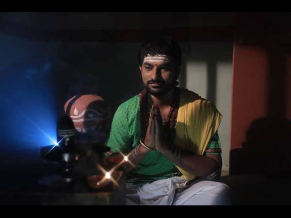 ನಿಮಗೆ ರಂಗಭೂಮಿಯ ಆಸಕ್ತಿ ಹುಟ್ಟಿದ್ದು ಹೇಗೆ ?