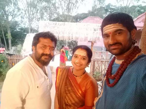 ನಿಮ್ಮ 'ಉಘೇ ಉಘೇ ಮಾದೇಶ್ವರ' ತಂಡದ ಬಗ್ಗೆ ಹೇಳುವಿರಾ ?