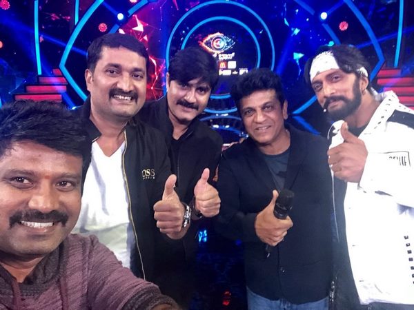 ಜೋಗಿ ಪ್ರೇಮ್ ವಿರುದ್ಧ ಶಿವಣ್ಣ ಫ್ಯಾನ್ಸ್ ವಾರ್