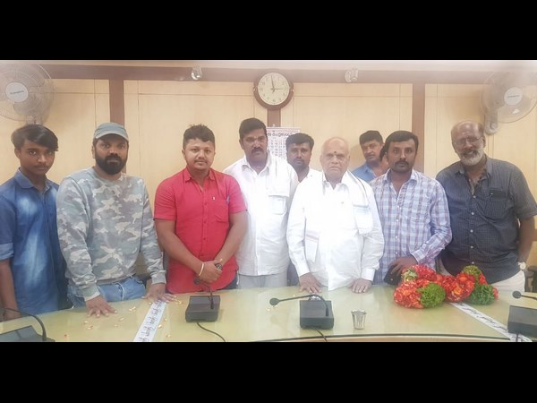 'ಅಯೋಗ್ಯ'ನ ಸಮಸ್ಯೆ