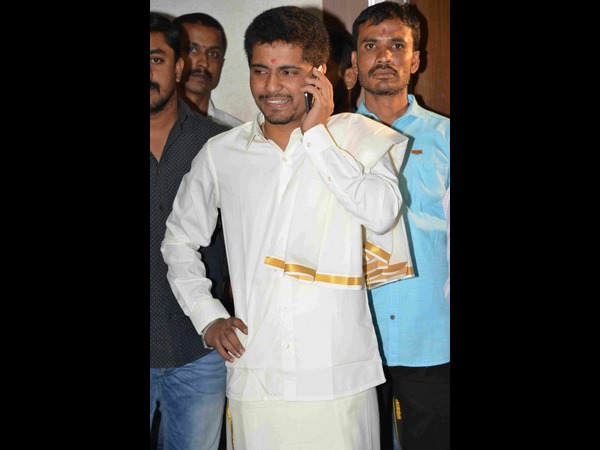 ಪ್ರಥಮ್