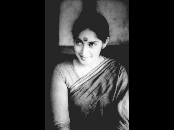 ಸ್ನೇಹಲತಾ ಫರ್ನಾಂಡಿಸ್ ಸ್ನೇಹಿತೆ