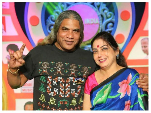100ಕ್ಕೂ ಹೆಚ್ಚು ವೇದಿಕೆಯಲ್ಲಿ ಶೋ