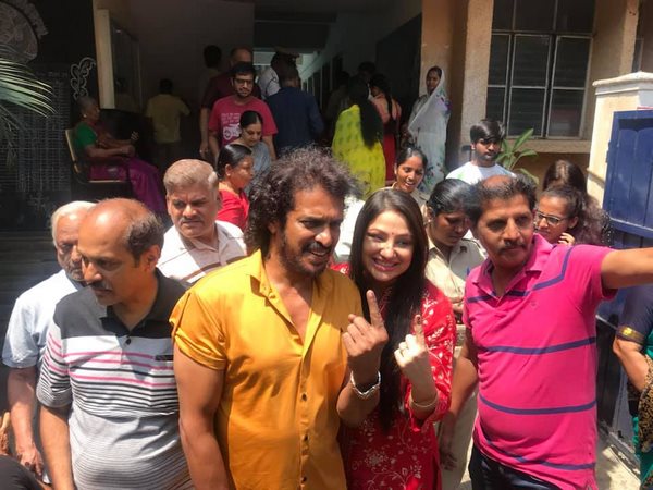 ಉಪೇಂದ್ರ ದಂಪತಿ