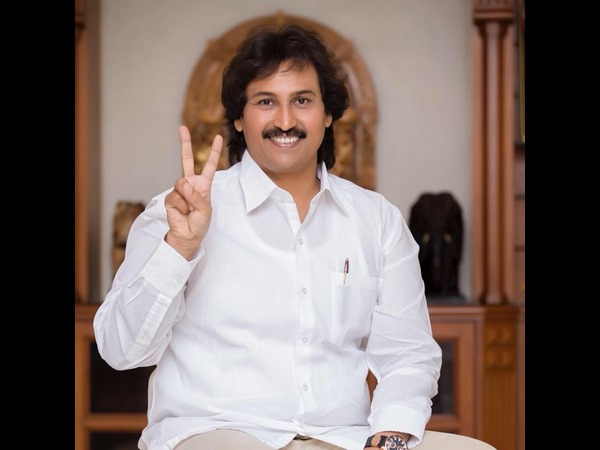ಕವಚ ತೆಗೆದು ರಾಜಕೀಯಕ್ಕೆ ಬರಲಿ
