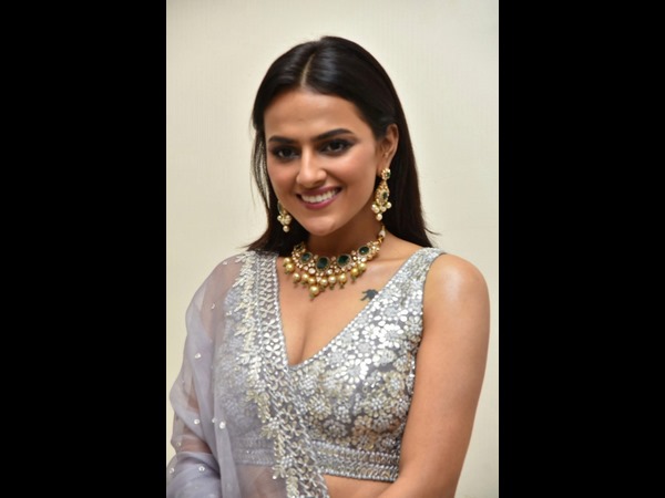 ಯು-ಟರ್ನ್ ನಟಿ ಶ್ರದ್ಧಾ ಶ್ರೀನಾಥ್