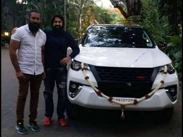ಯಶ್ ಭೇಟಿ ಮಾಡಿದ ಗರುಡ