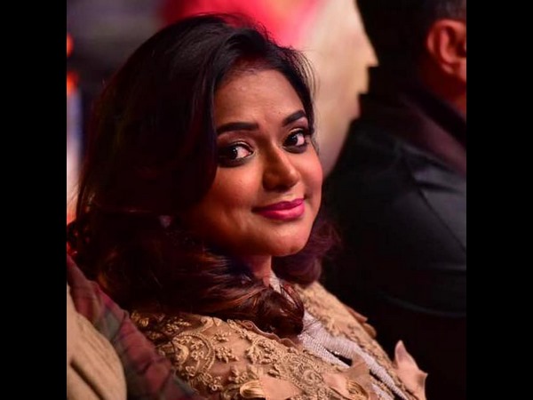 ಪ್ರಬಂಧದಿಂದ ಮೂರು ದೃಶ್ಯಗಳನ್ನು ಬಳಸಿಕೊಳ್ಳಲಾಗಿದೆ