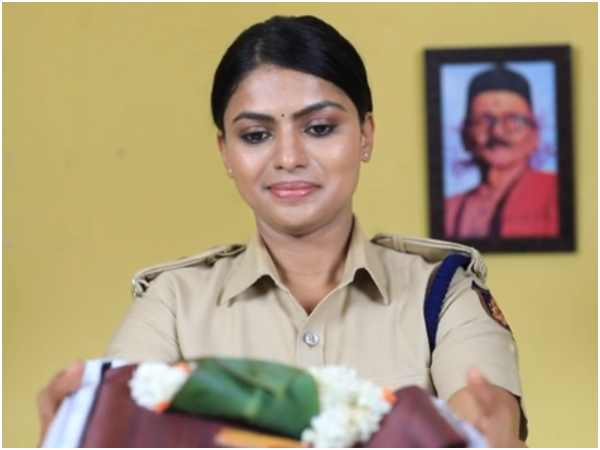 ಜಾನಕಿಗೆ ಸೀರೆ ಗಿಫ್ಟ್ ಮಾಡಿದ ನಿರಂಜನ್