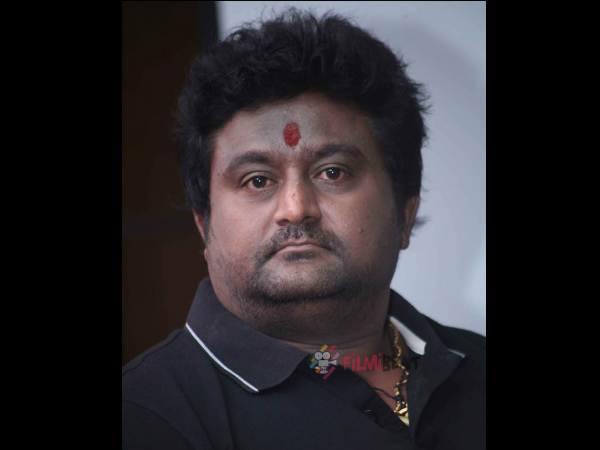 ಕೋಮಲ್ ಗೆ ಹಿಗ್ಗಾಮುಗ್ಗಾ ಥಳಿತ