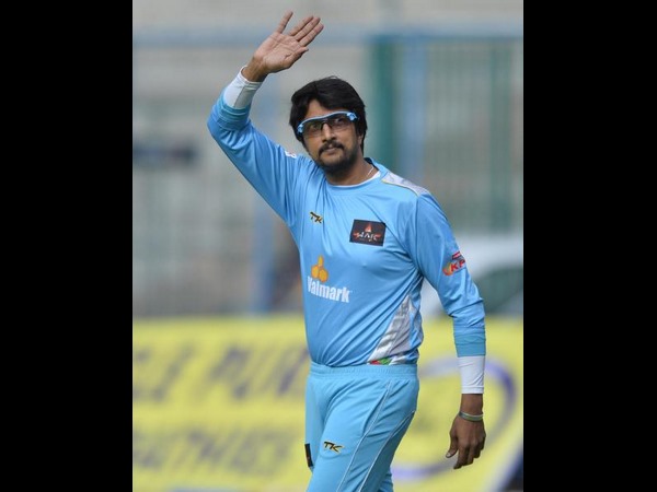 ರಾಕ್ ಸ್ಟಾರ್ ಅಥವಾ ಬುಲ್ಡೋಜರ್ಸ್?