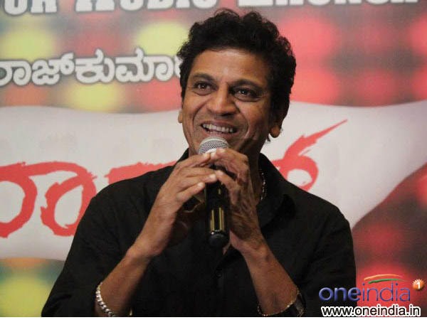 ದೊಡ್ಡವರು ಹೇಳುತ್ತಿರುವುದನ್ನ ಸ್ವಲ್ಪ ಕೇಳಿ